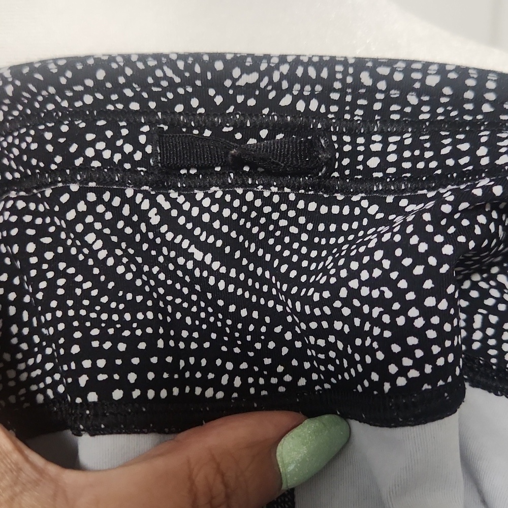 Lululemon Free Spirit Alpine White Black Leggins - Picture 9 of 11